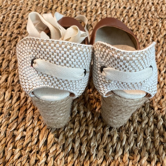 Soludos Classic Wedge Nude/Tan 6 - Picture 4 of 6